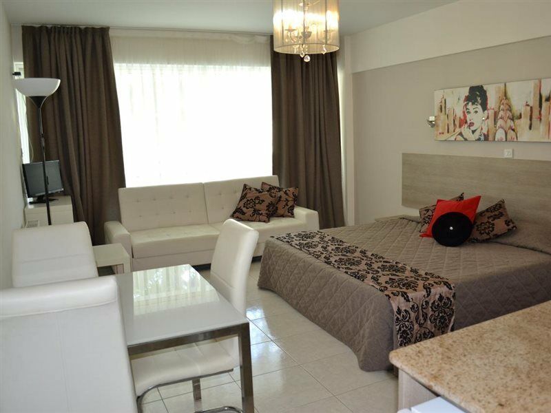 Marianna And Marianna Annex Otel Limasol Dış mekan fotoğraf